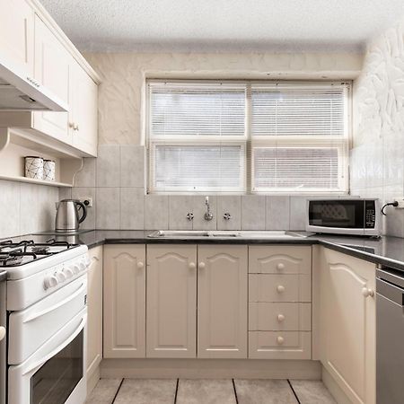 Bayswaterfront Apartments Adelaide Luaran gambar